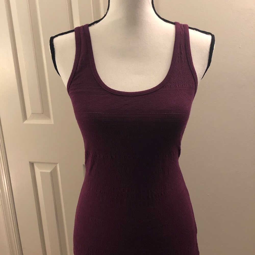 Mossimo burgundy tank top